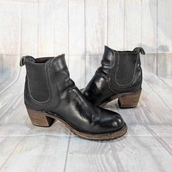 Vintage Black Leather Chelsea Ankle Boots - Women's 8 - Picture 7 of 9